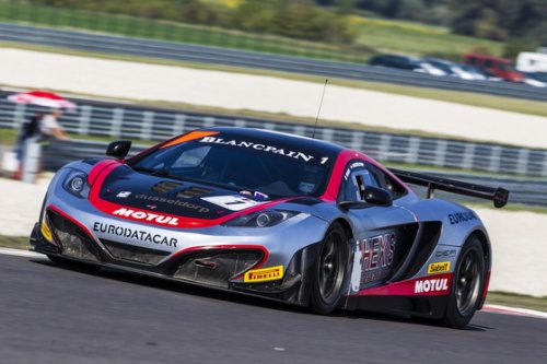 McLaren GT1